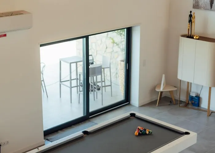 Lady Laura Guest house