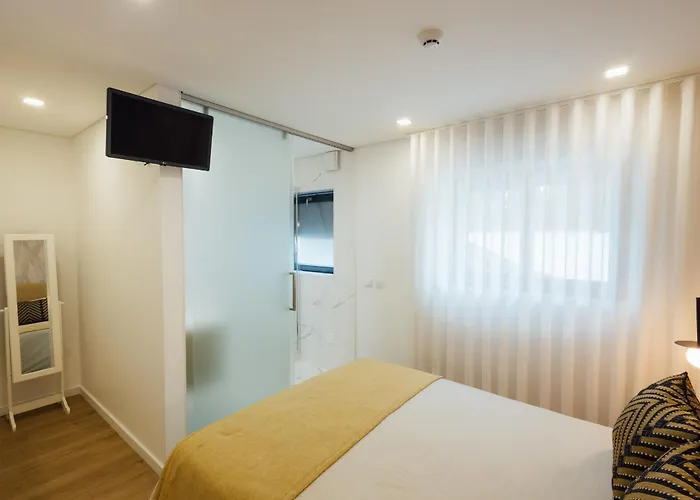 Lady Laura Figueira da Foz